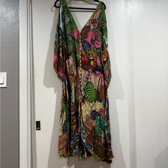 FARM Rio Dresses & Skirts - Farm Rio V-Neck Cold Shoulder Midi  Dress